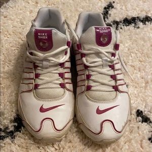 Women’s Nike Shox